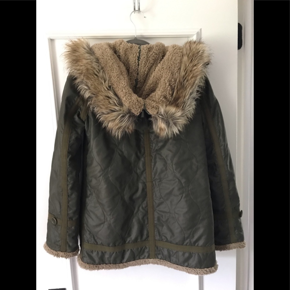 BCBGMaxAzria Olive Green Teddybear Army Jacket With Faux Fur Hood & Zipper - Picture 13 of 14